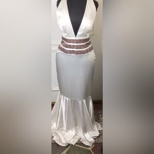 Elegant White Prom Gown Size 8 NEW